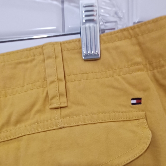 Mens Tommy Hilfiger Cargo Shorts Size 42 - Picture 4 of 4